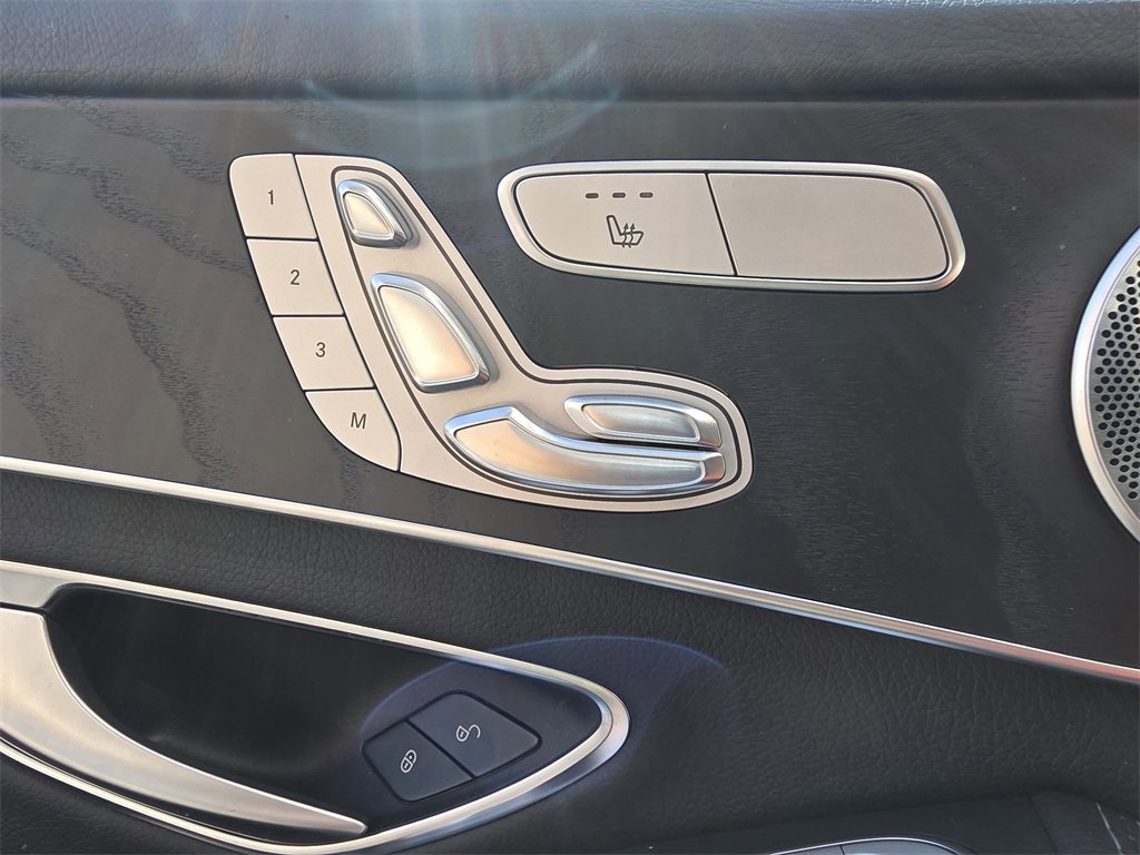 Used 2017 Mercedes-Benz C 300 4MATIC Sedan image 30