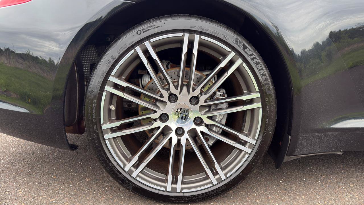 Used 2016 Porsche 911 Carrera Black Edition RWD image 59