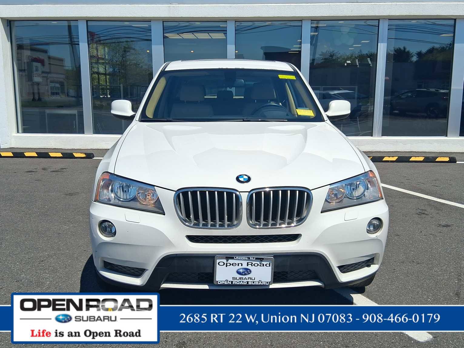 Used 2014 BMW X3 xDrive28i AWD/4WD image 2