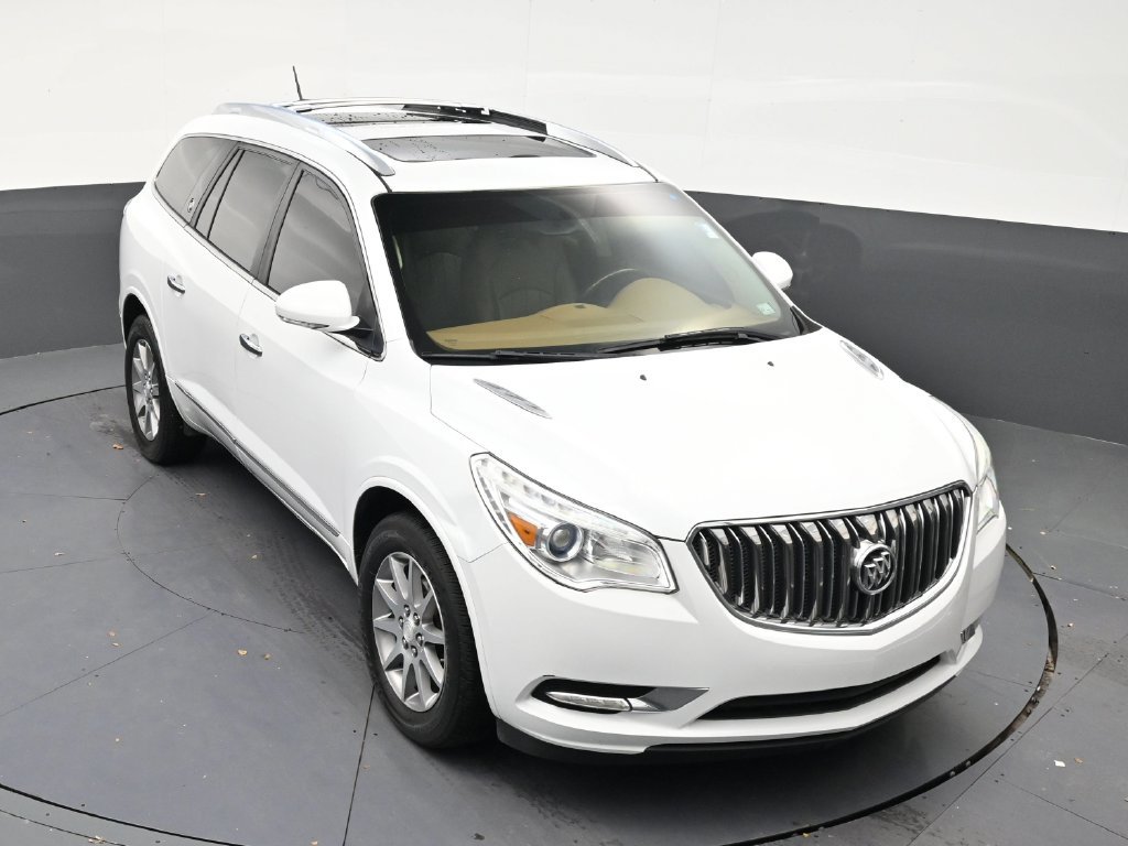 Used 2017 Buick Enclave Leather FWD image 18