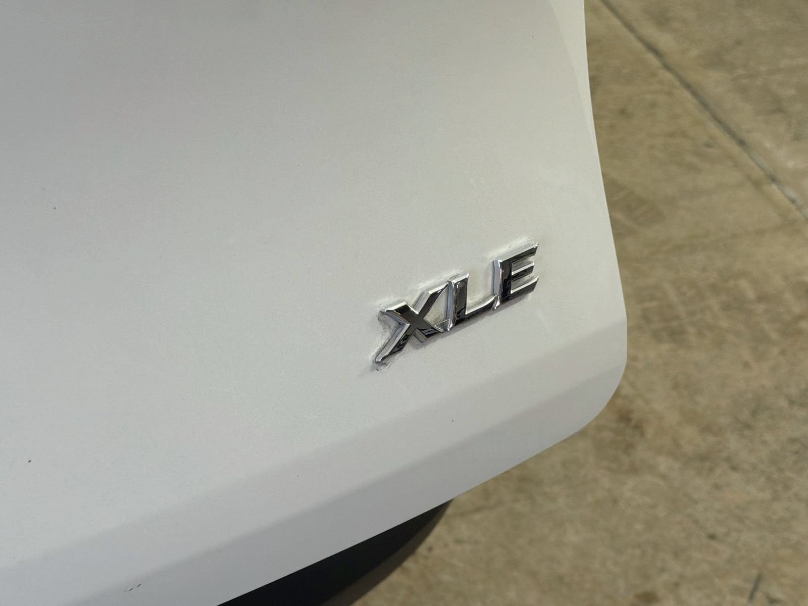 Used 2025 Toyota Sienna XLE w/ XLE Plus Package FWD image 30