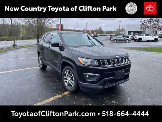 Used 2020 Jeep Compass Latitude AWD/4WD image 1