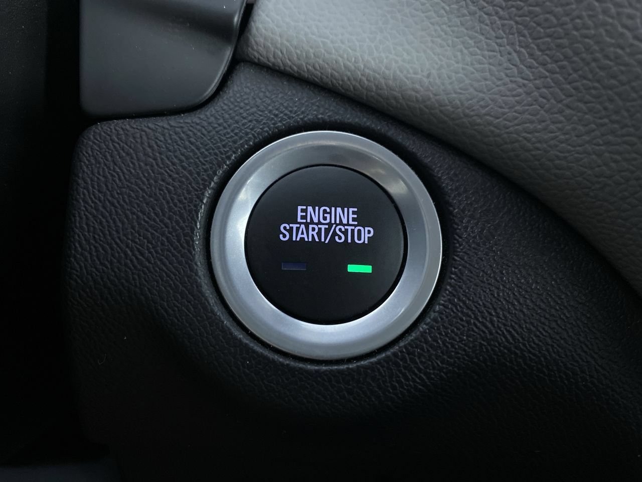 Certified 2024 Chevrolet Equinox LS w/ LS Convenience Package FWD image 8