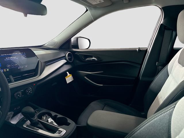 New 2026 Chevrolet Trax LS image 23