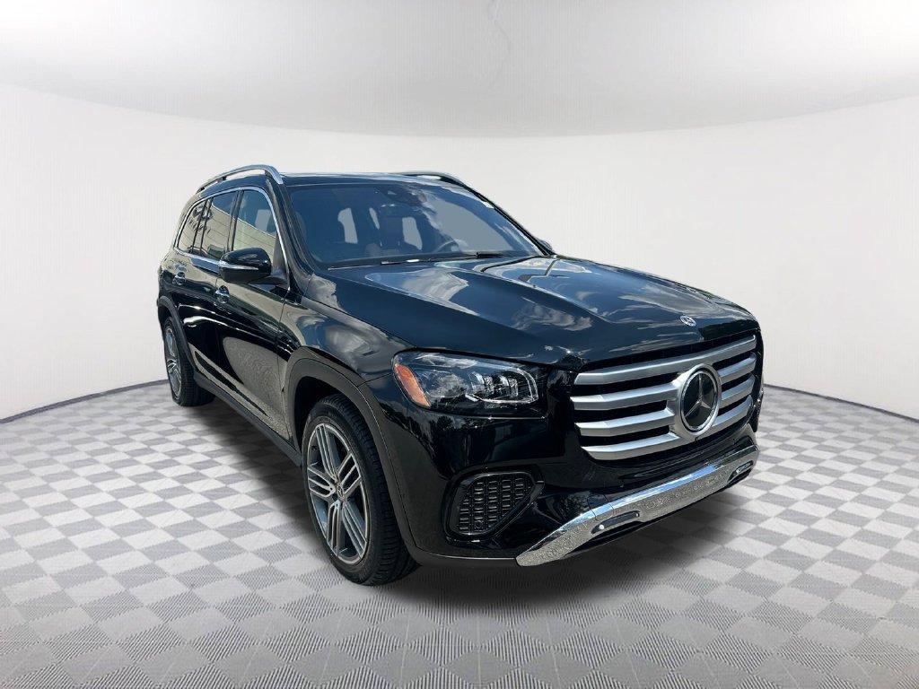 Used 2024 Mercedes-Benz GLS 450 4MATIC image 3