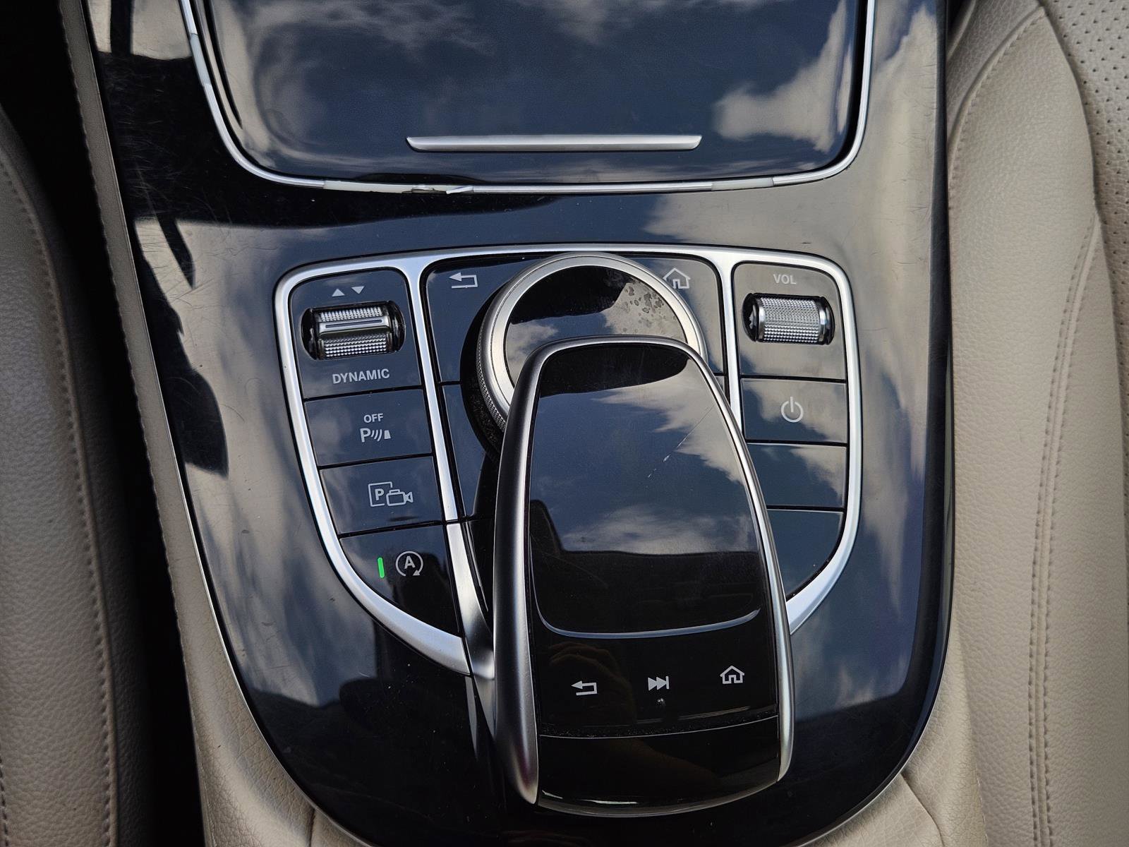 Used 2017 Mercedes-Benz E 300 image 24