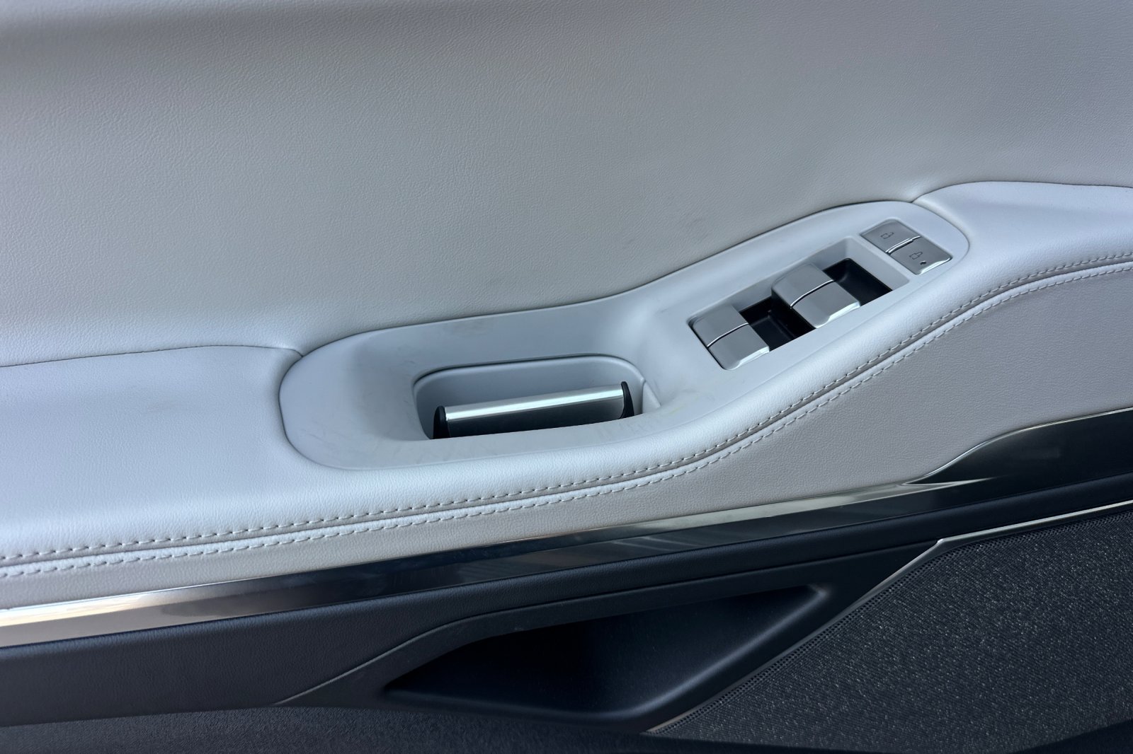 New 2026 Lincoln Navigator L Reserve AWD/4WD image 10