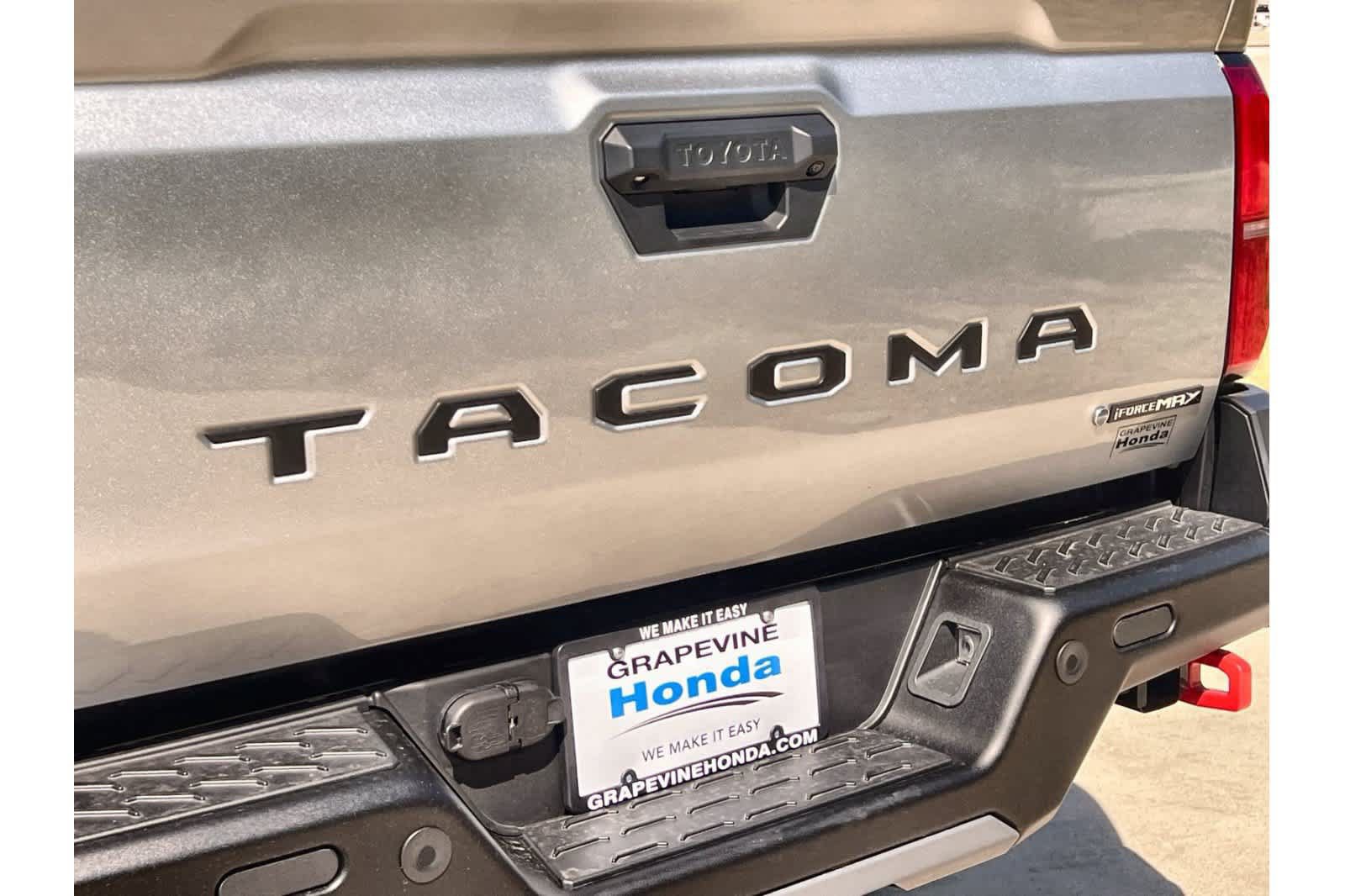 Used 2026 Toyota Tacoma 4x4 Double Cab Hybrid image 9