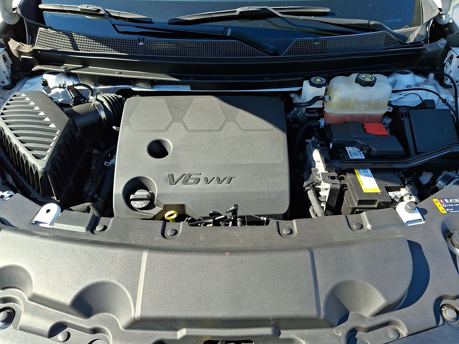 Used 2023 Chevrolet Traverse LS w/ Safety Package FWD image 27