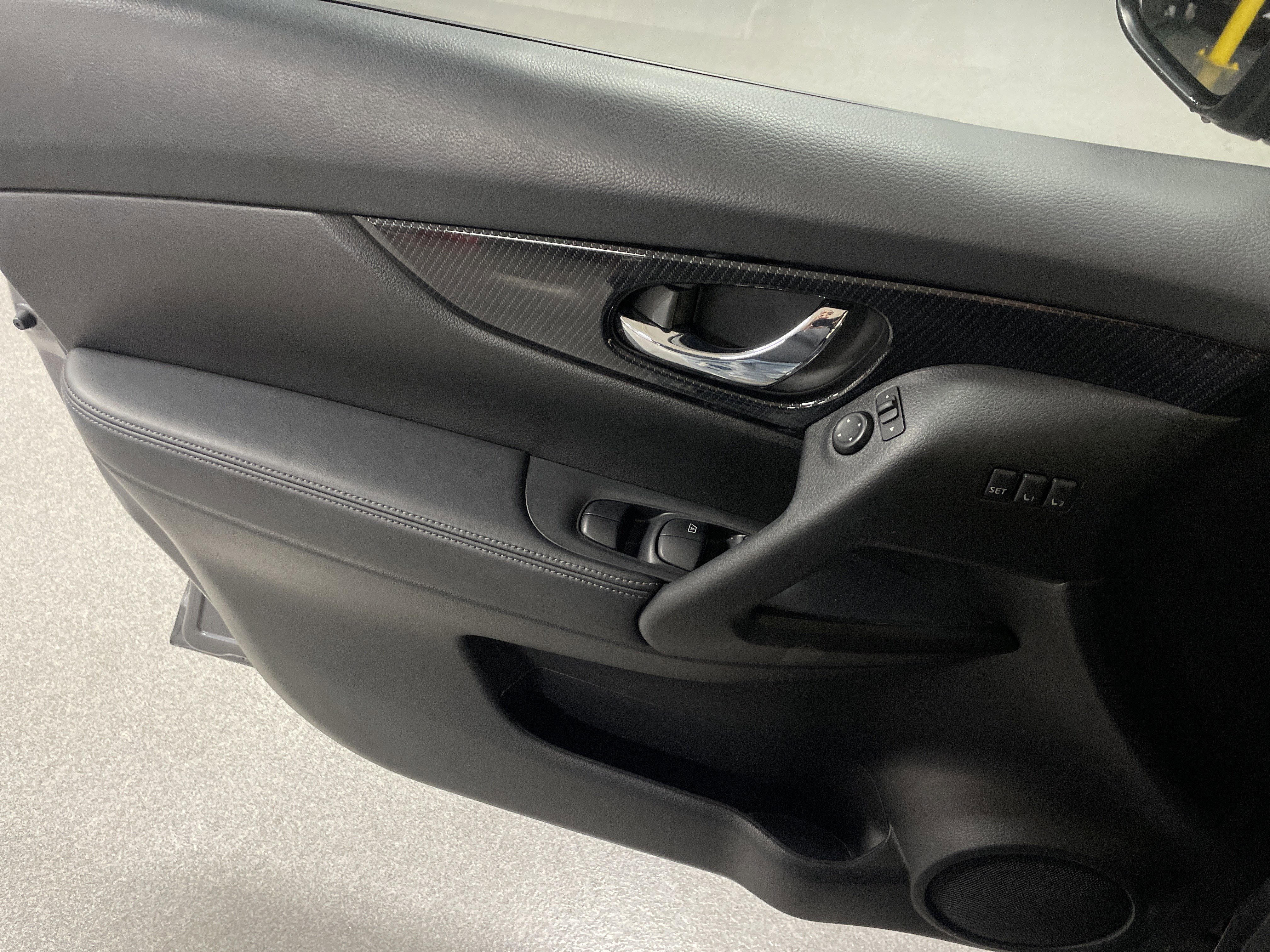 Used 2020 Nissan Rogue SL image 14