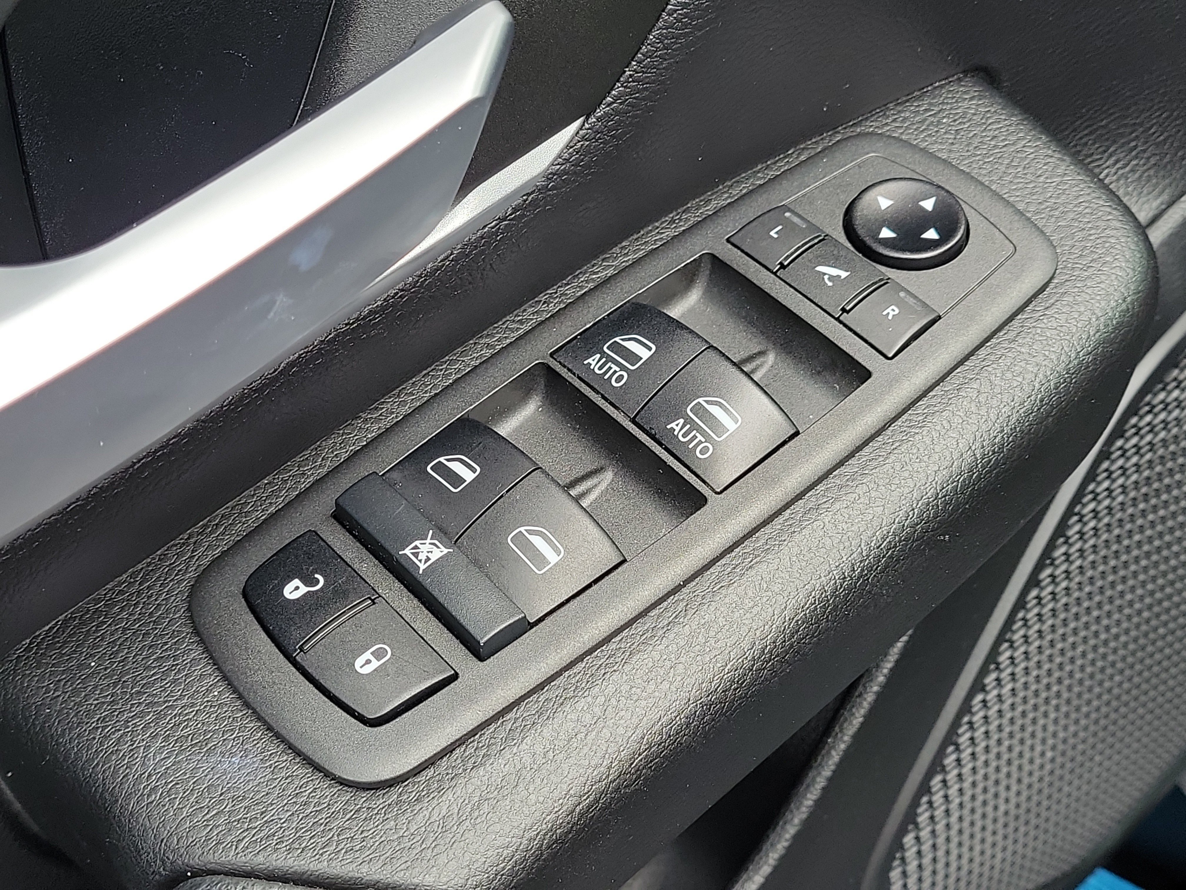Used 2021 RAM 1500 Big Horn AWD/4WD image 18