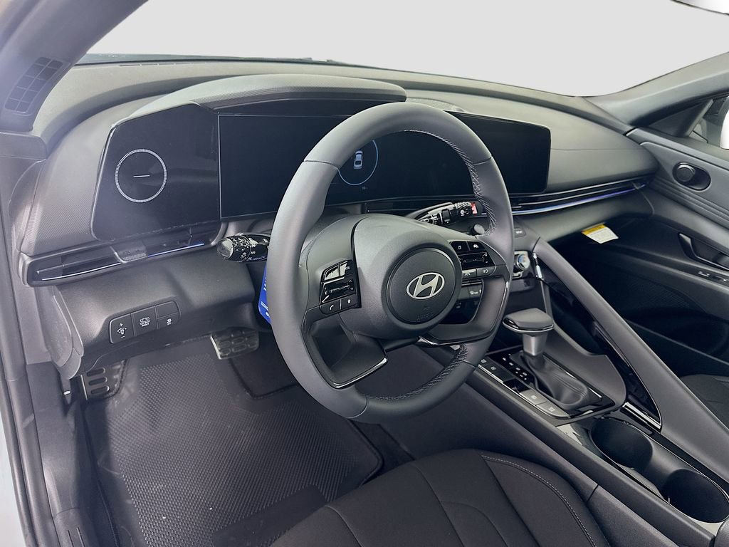 New 2026 Hyundai Elantra Sport w/ Cargo Package image 9