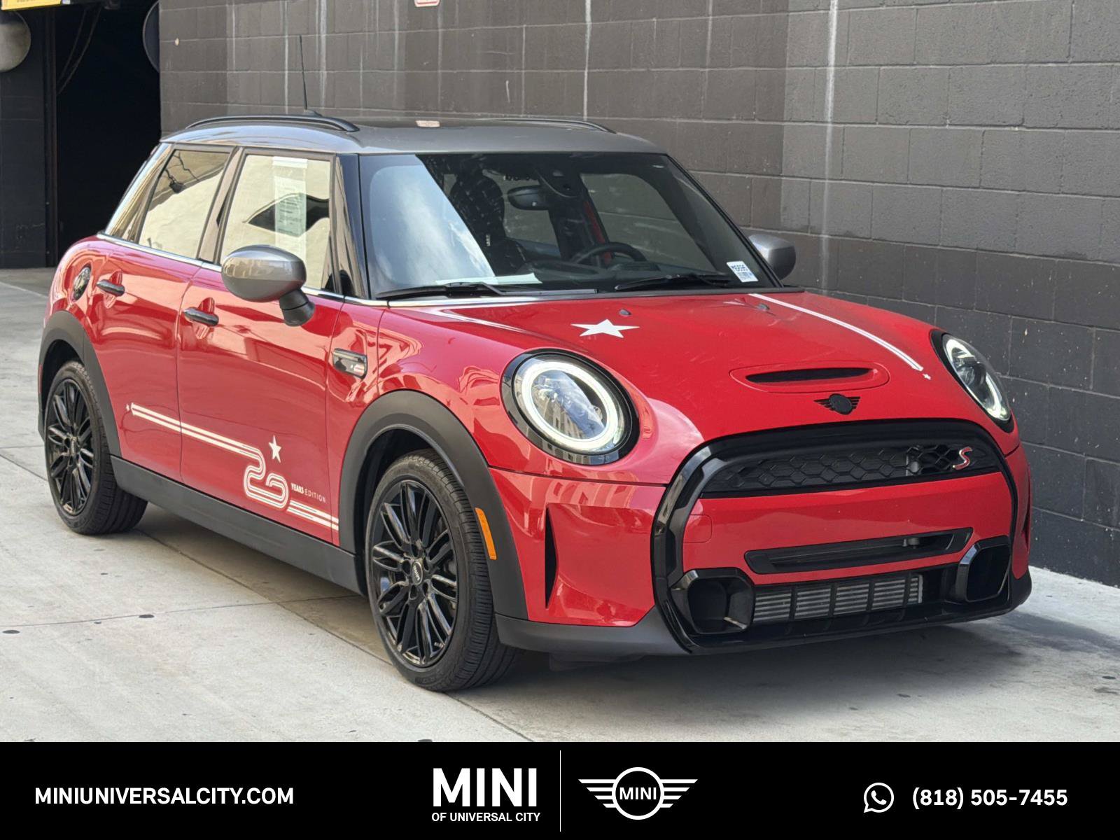 Used 2023 MINI Cooper S FWD image 1