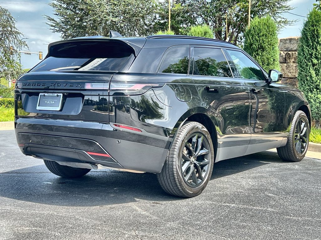 Used 2025 Land Rover Range Rover Velar S AWD/4WD image 5