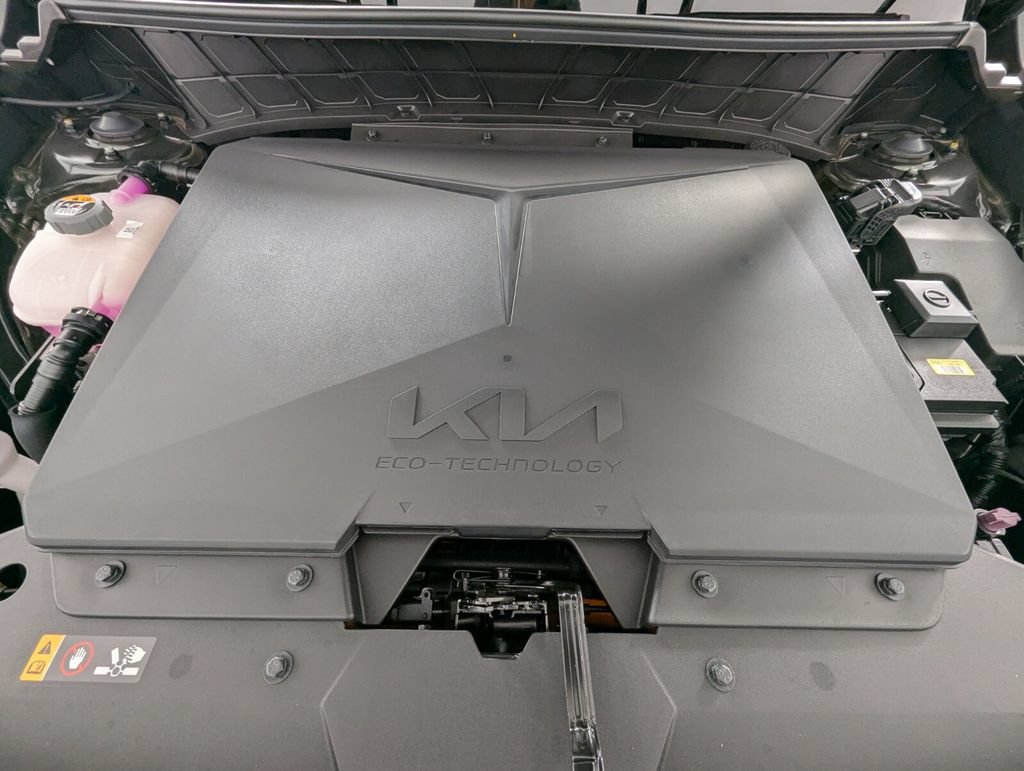 New 2026 Kia Niro Wind FWD image 9