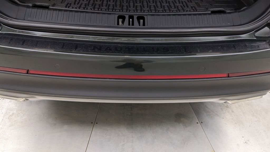 Used 2023 Lincoln Nautilus Reserve w/ Luxury Package image 7