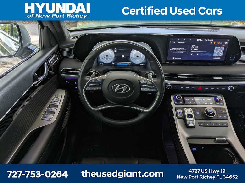 Used 2024 Hyundai Palisade Calligraphy image 24