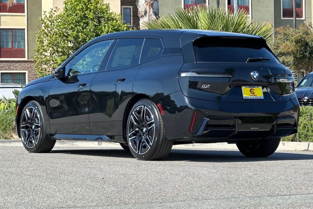 New 2026 BMW iX M70 AWD/4WD image 5