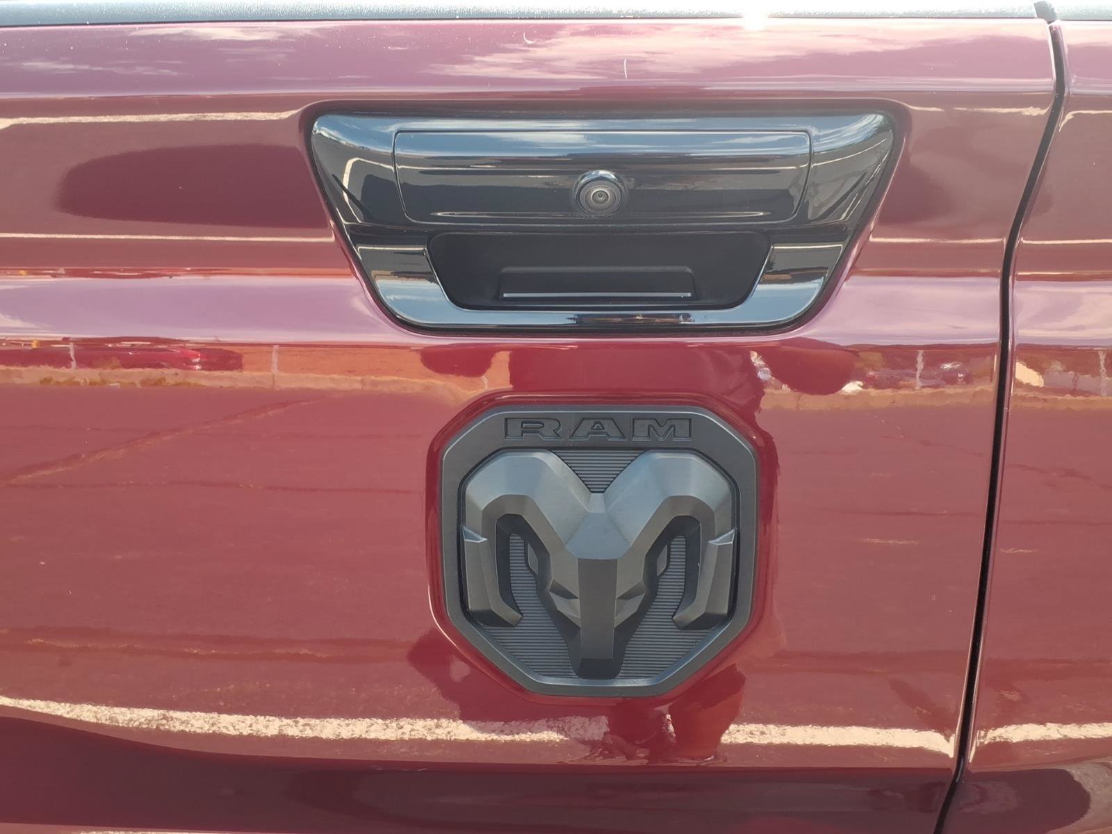 Used 2023 RAM 1500 Limited AWD/4WD image 13