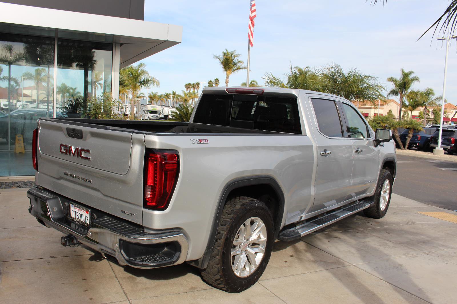 Used 2019 GMC Sierra 1500 SLT w/ SLT Premium Plus Package image 9