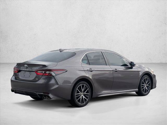 Used 2023 Toyota Camry SE FWD image 5