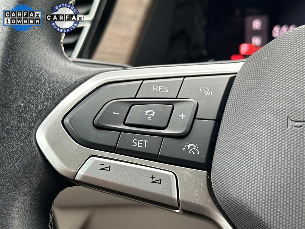 Used 2024 Volkswagen Atlas SE w/ Black Wheel Package image 20