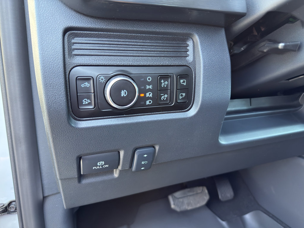 New 2026 Ford F350 Lariat image 16