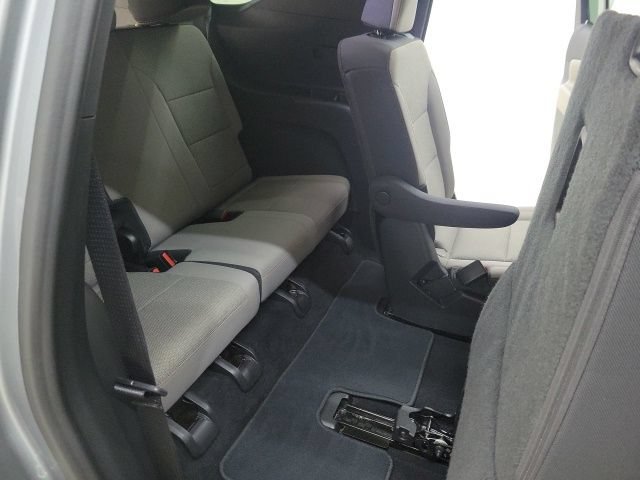 Used 2026 Chevrolet Traverse LT w/ Driver Confidence Package FWD image 17