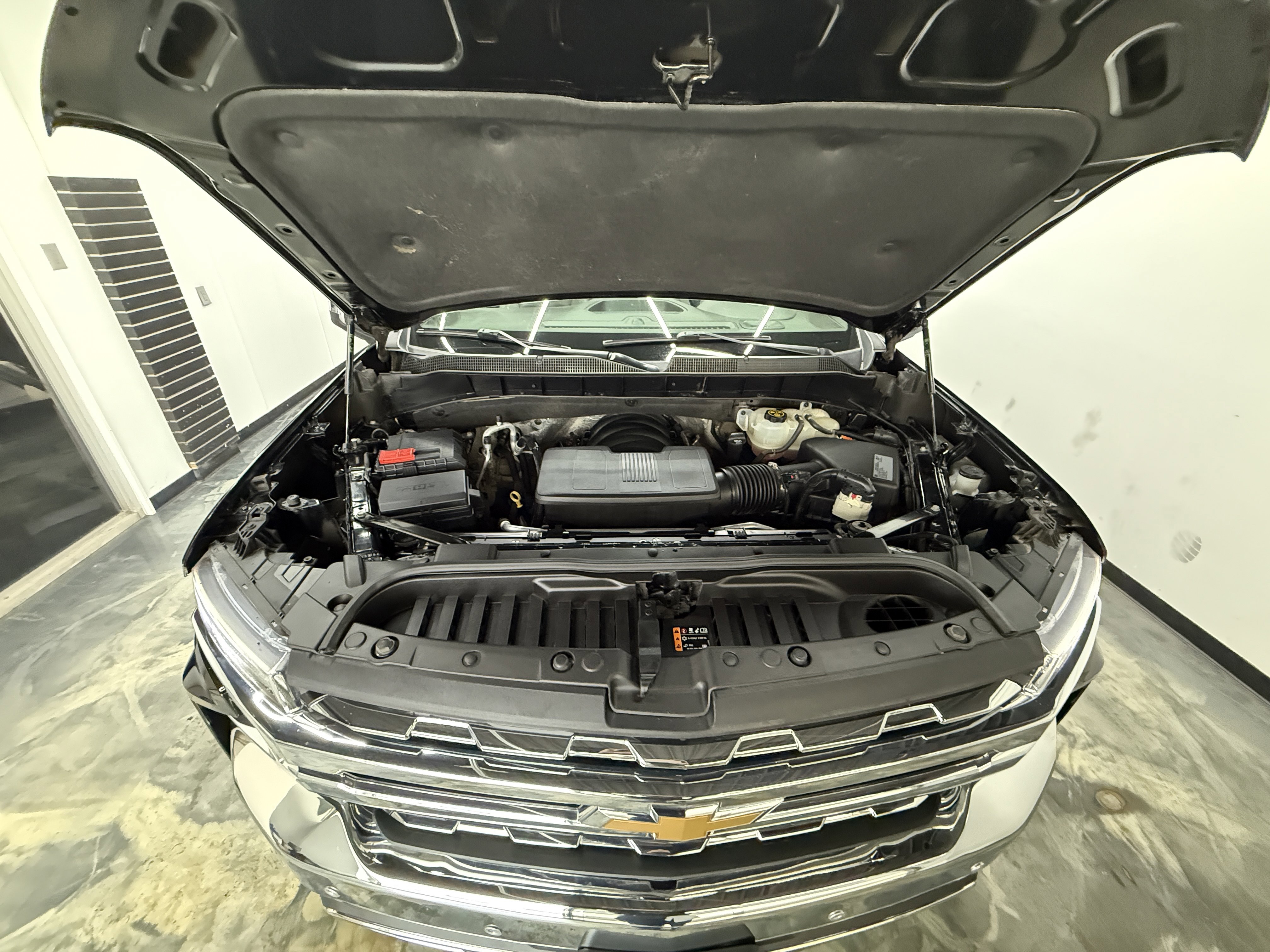 Used 2020 Chevrolet Silverado 1500 LTZ w/ LTZ Premium Package image 35