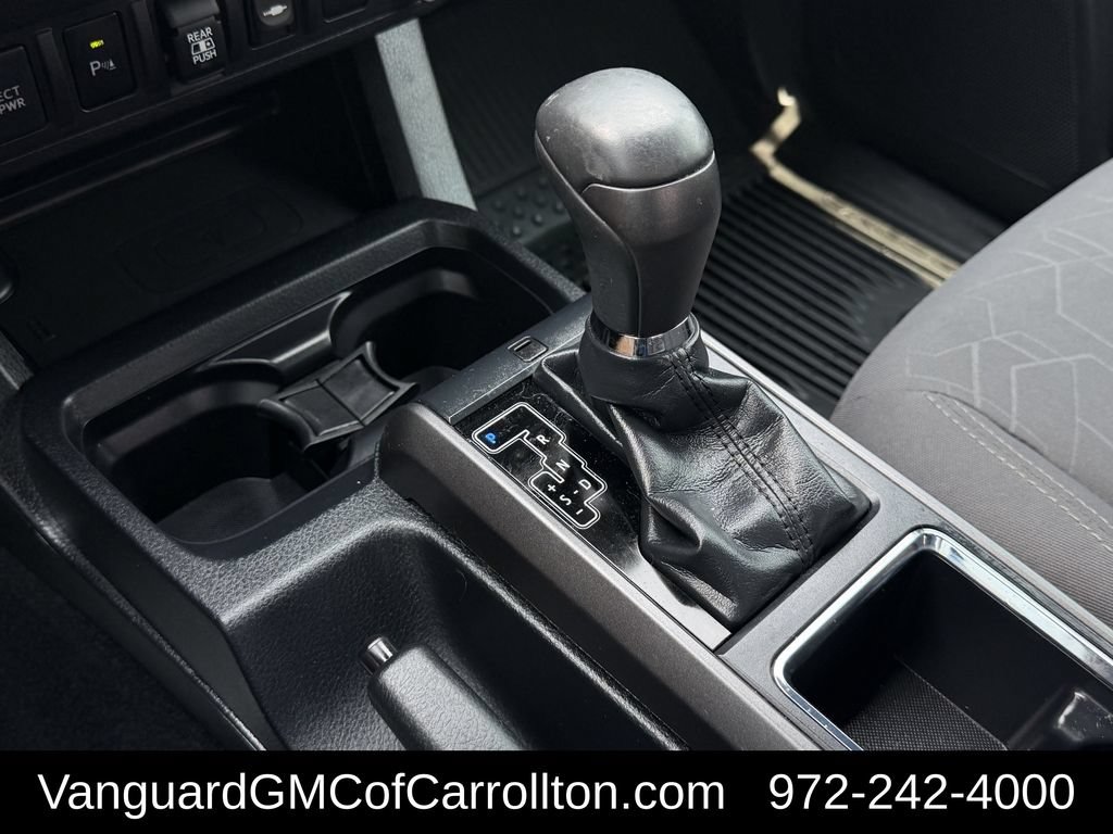 Used 2019 Toyota Tacoma TRD Off-Road w/ Technology Package AWD/4WD image 20