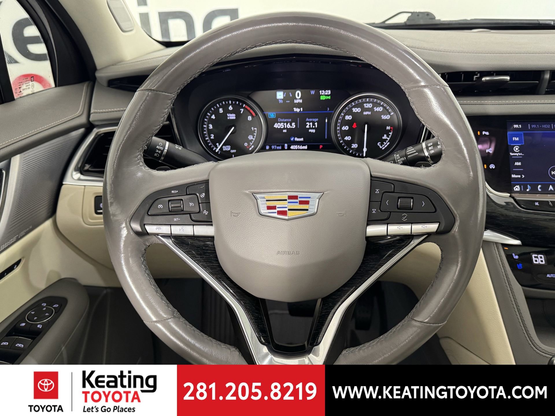 Used 2023 Cadillac XT6 Premium Luxury w/ Technology Package image 29
