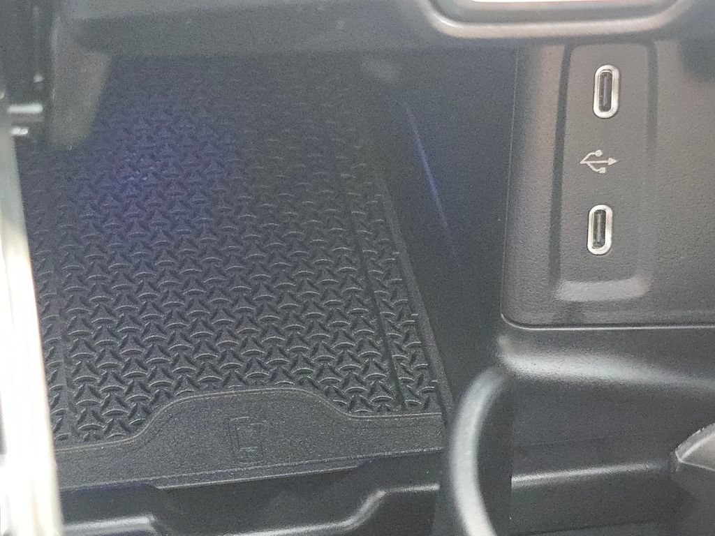 New 2027 Mercedes-Benz GLC 300 4MATIC image 33
