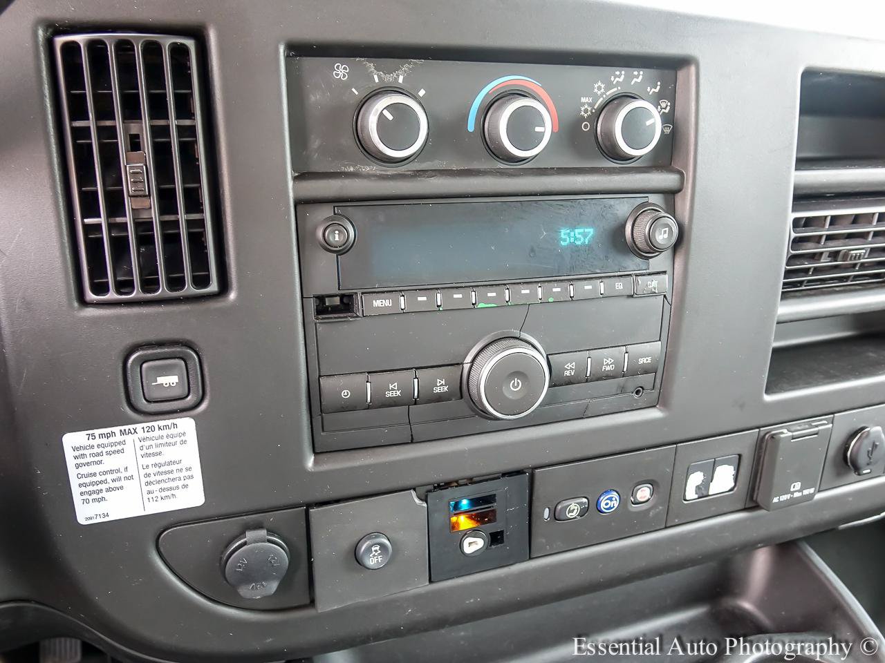Used 2019 GMC Savana 3500 Extended w/ Driver Convenience Package RWD image 15
