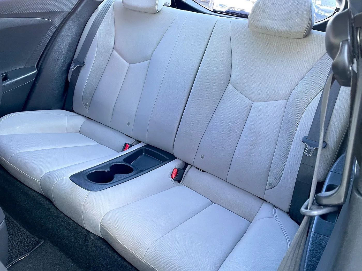 Used 2013 Hyundai Veloster image 10