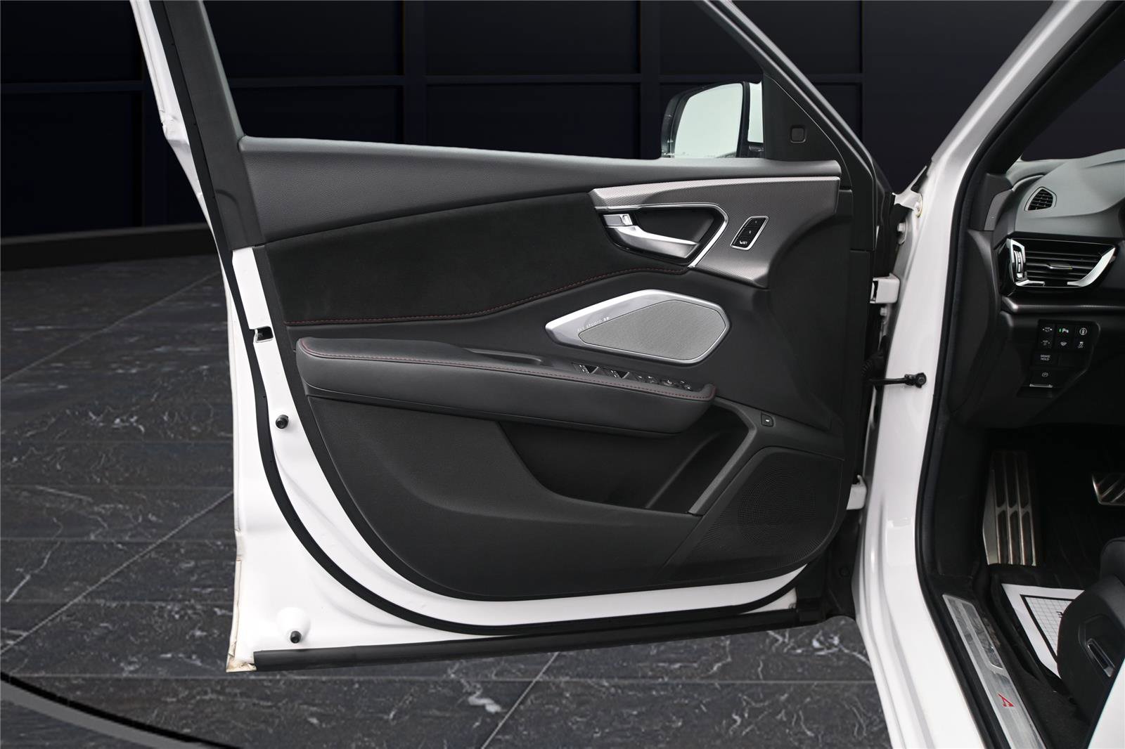 Certified 2024 Acura RDX A-Spec AWD/4WD image 9