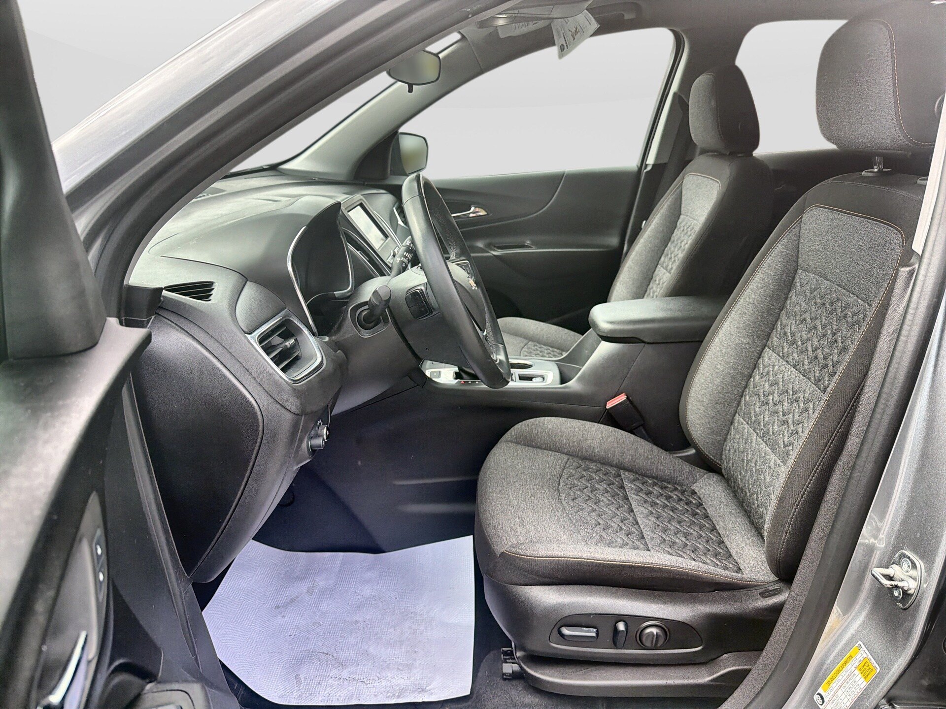 Used 2024 Chevrolet Equinox LT AWD/4WD image 15