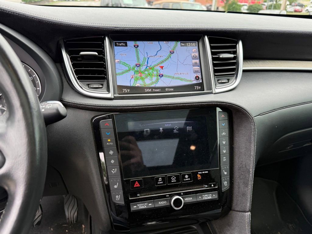 Used 2019 INFINITI QX50 Essential w/ Sensory Package AWD/4WD image 19