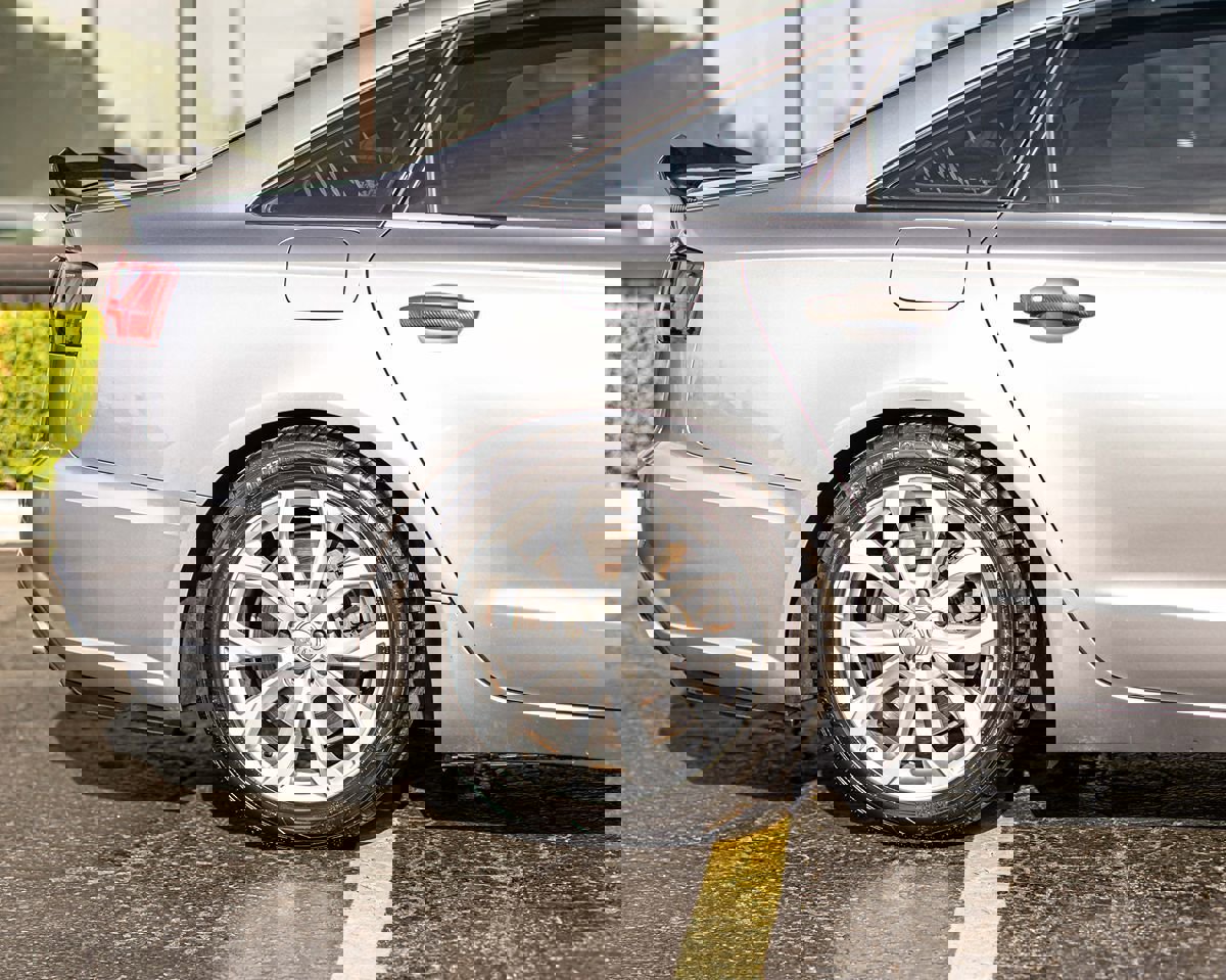 Used 2017 Audi A6 3.0T Premium Plus w/ Cold Weather Package image 11