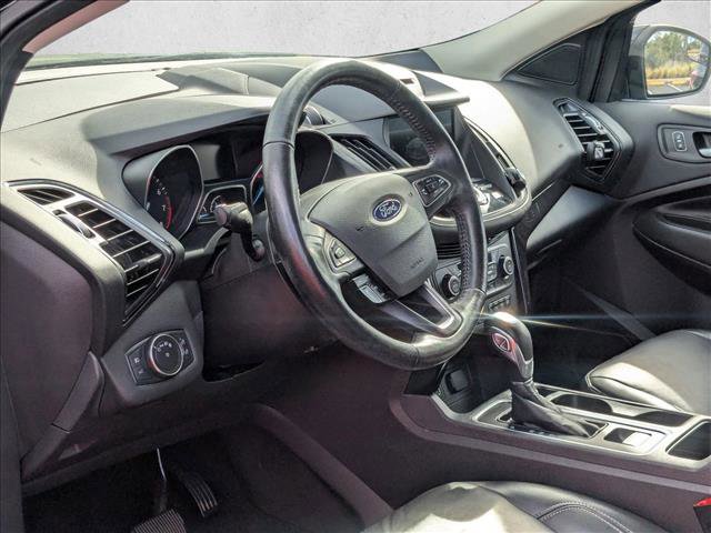 Used 2018 Ford Escape Titanium image 2