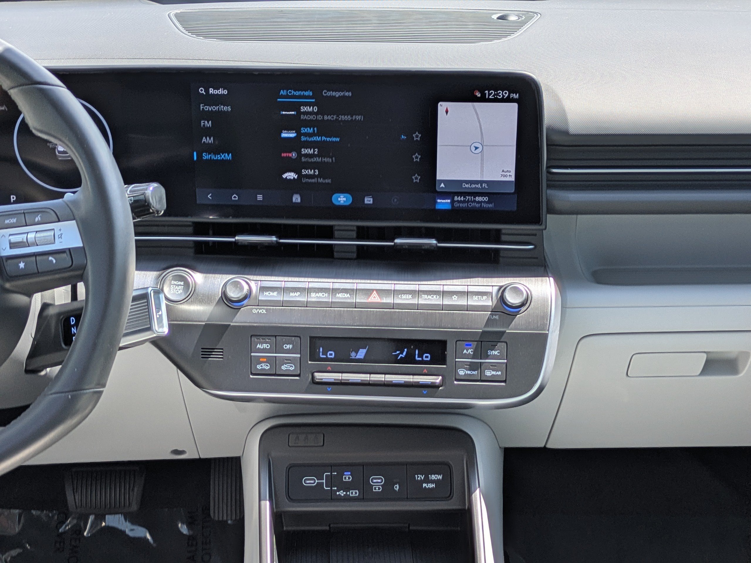 Used 2025 Hyundai Kona SEL FWD image 19