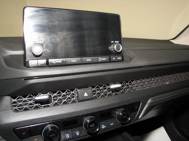 Certified 2025 Honda Accord SE image 7