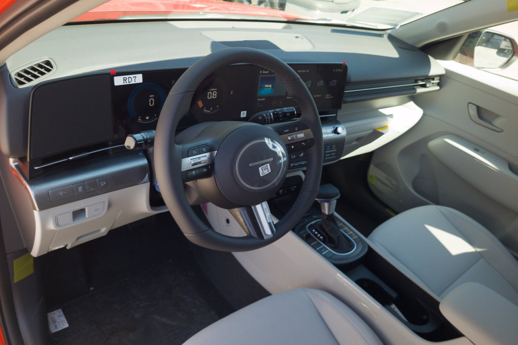 New 2027 Hyundai Kona SEL Sport FWD image 12