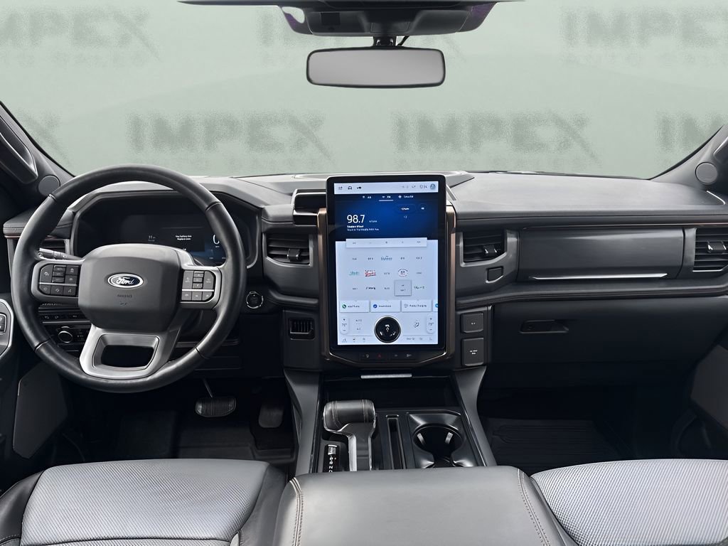 Used 2022 Ford F150 Lightning Lariat image 13