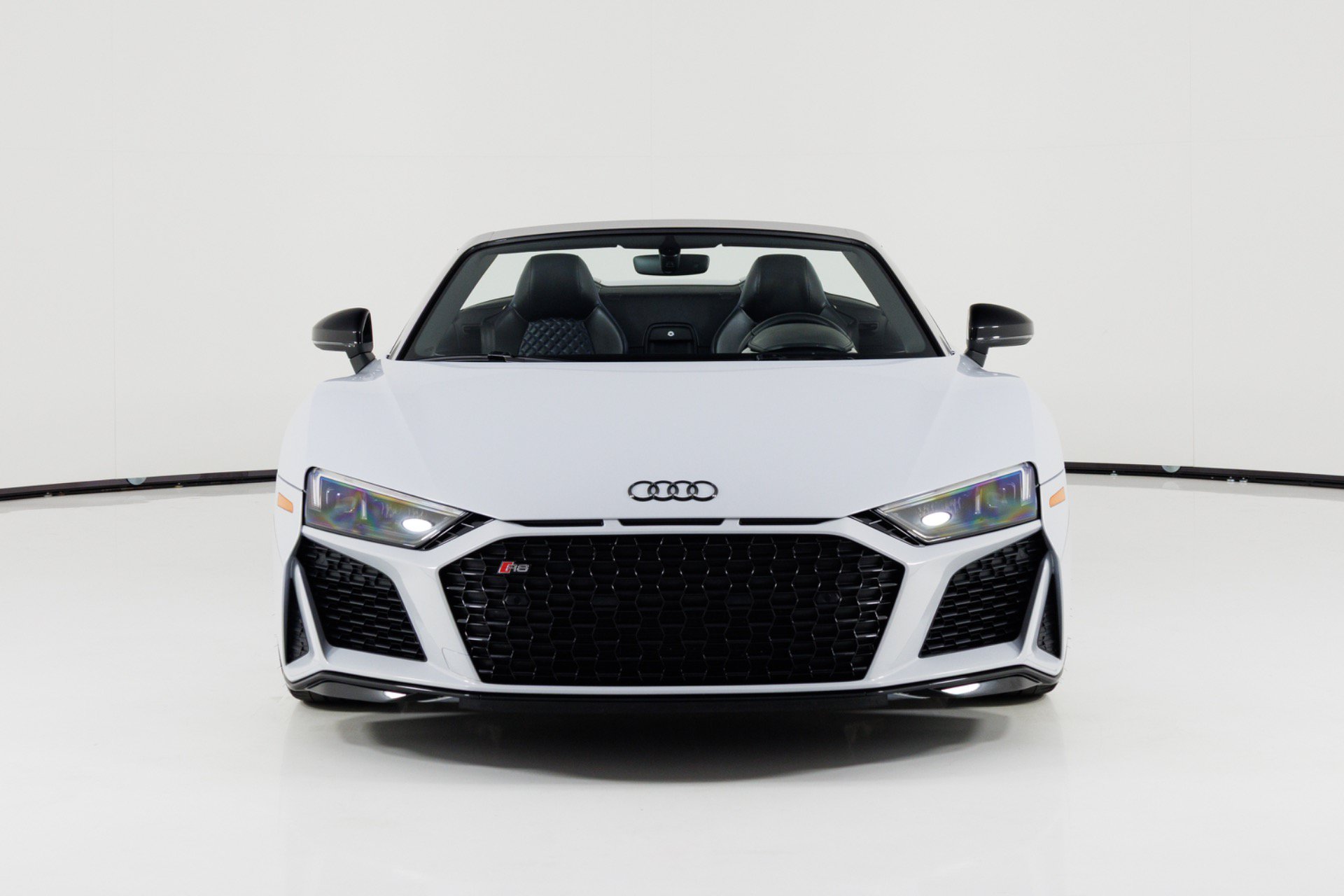Used 2022 Audi R8 V10 w/ Premium Package RWD image 10