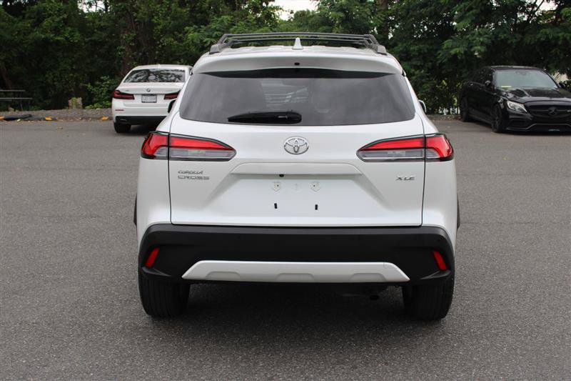 Used 2024 Toyota Corolla Cross XLE w/ Convenience Package FWD image 7