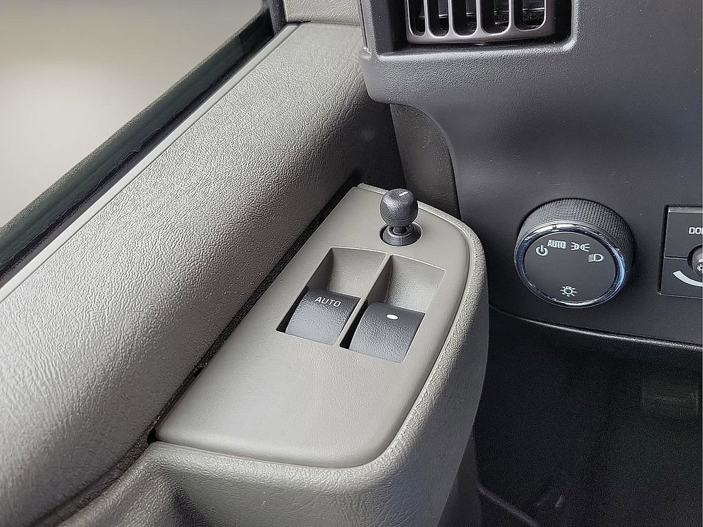 Used 2024 GMC Savana 2500 w/ Driver Convenience Package RWD image 14