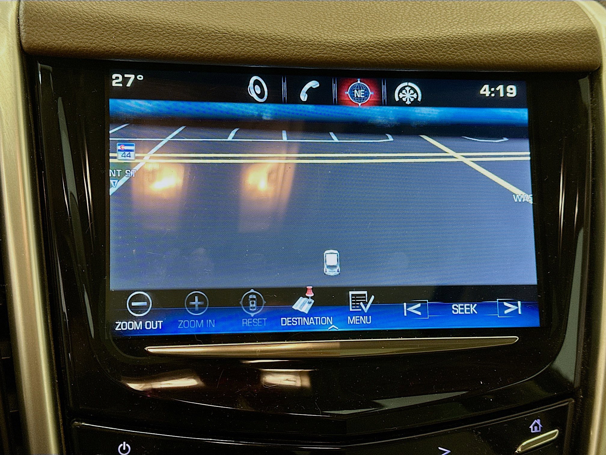 Used 2015 Cadillac SRX Luxury w/ Driver Awareness Package image 22