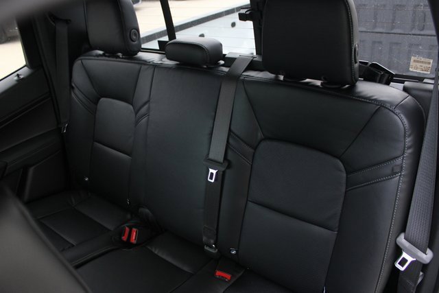 New 2025 GMC Canyon Elevation w/ Convenience Package image 30