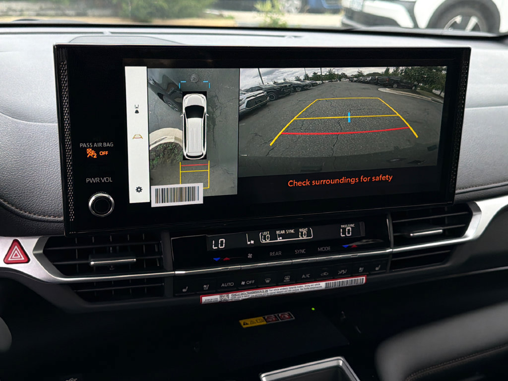 New 2026 Toyota Sienna Platinum AWD/4WD image 28
