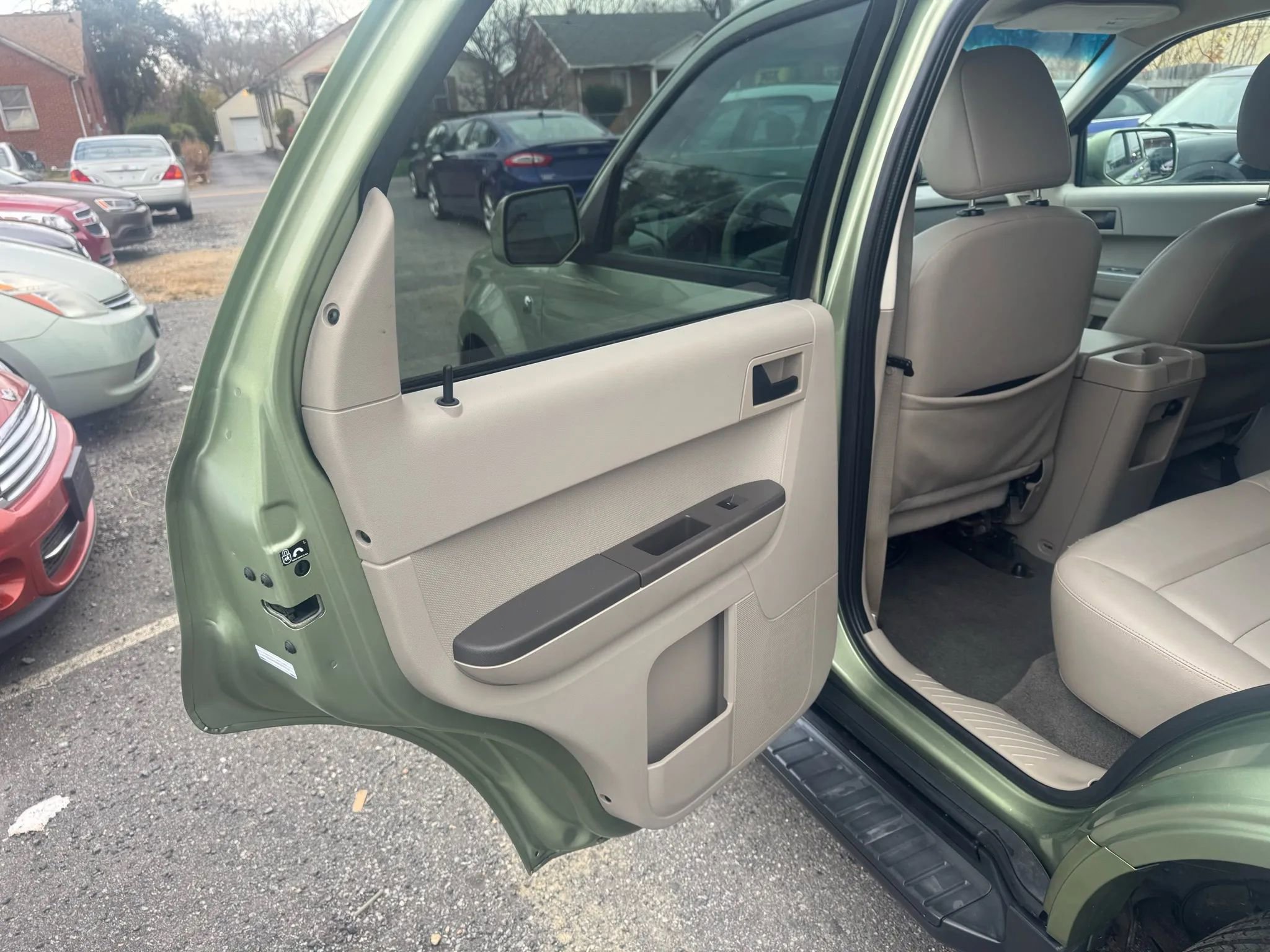 Used 2008 Ford Escape 4WD Hybrid image 23